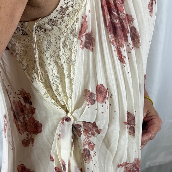 Free People Cream and Pink Floral Mini Dress - Picture 5 of 9